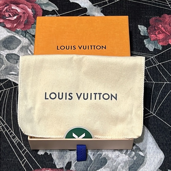 NWT LOUIS VUITTON DISTORTED DAMIER MULTIPLE MENS WALLET VERY RARE M80171 SP5210 - Picture 9 of 11